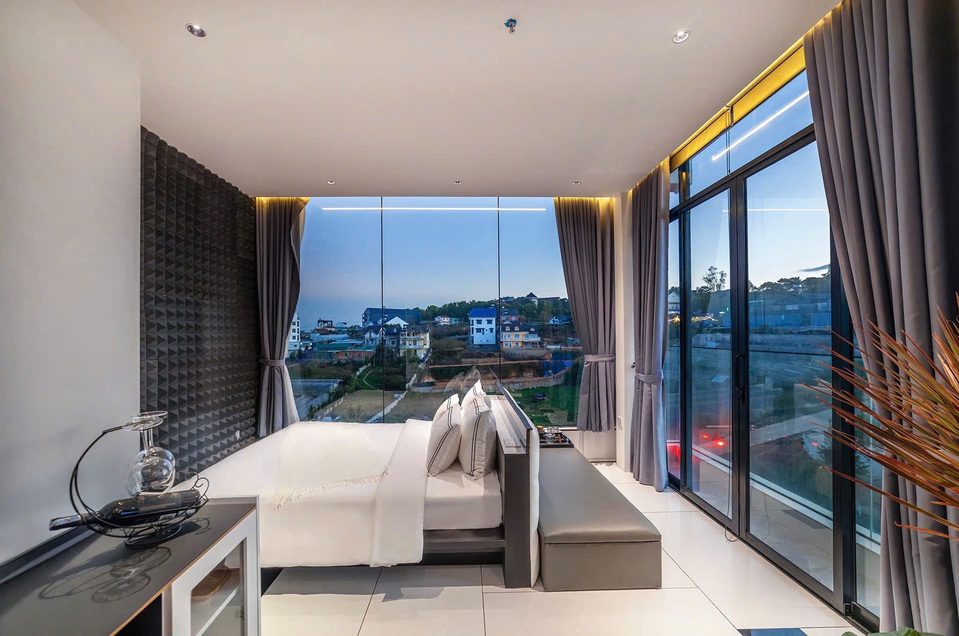 303 — Phòng VIP - 290/14 Phù Đổng Thiên Vương - Lâm Viên - TP Đà Lạt